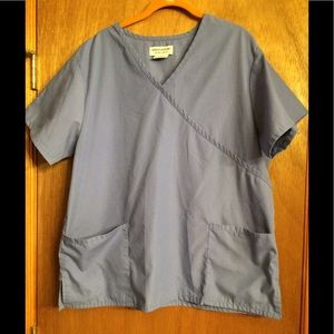 Women’s XL ceil blue scrub top